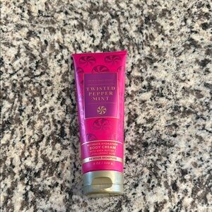 Bath & Body Works Twisted Peppermint Hydration Cream